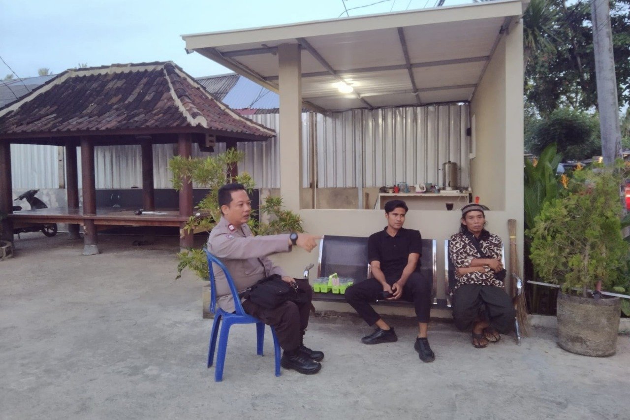 Bhabinkamtibmas Batulayar Barat Gaungkan Ketahanan Pangan di Dusun Batubolong